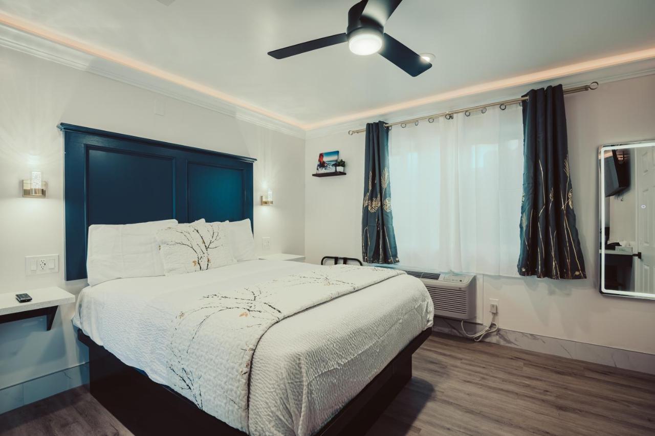 Blufftop Inn & Suites - Wharf/Restaurant District خليج مورو المظهر الخارجي الصورة