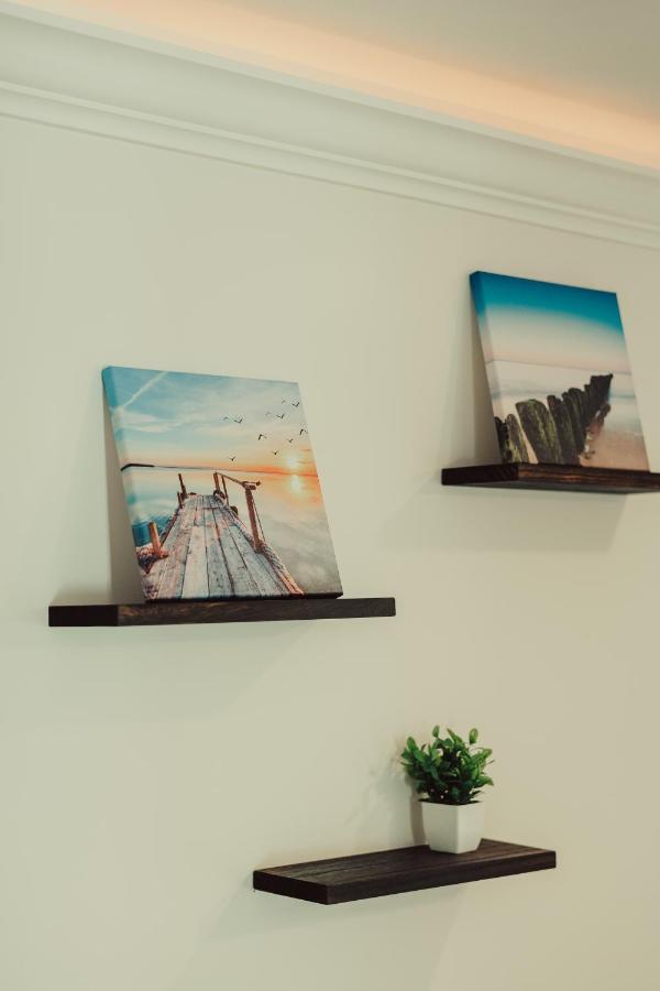 Blufftop Inn & Suites - Wharf/Restaurant District خليج مورو المظهر الخارجي الصورة