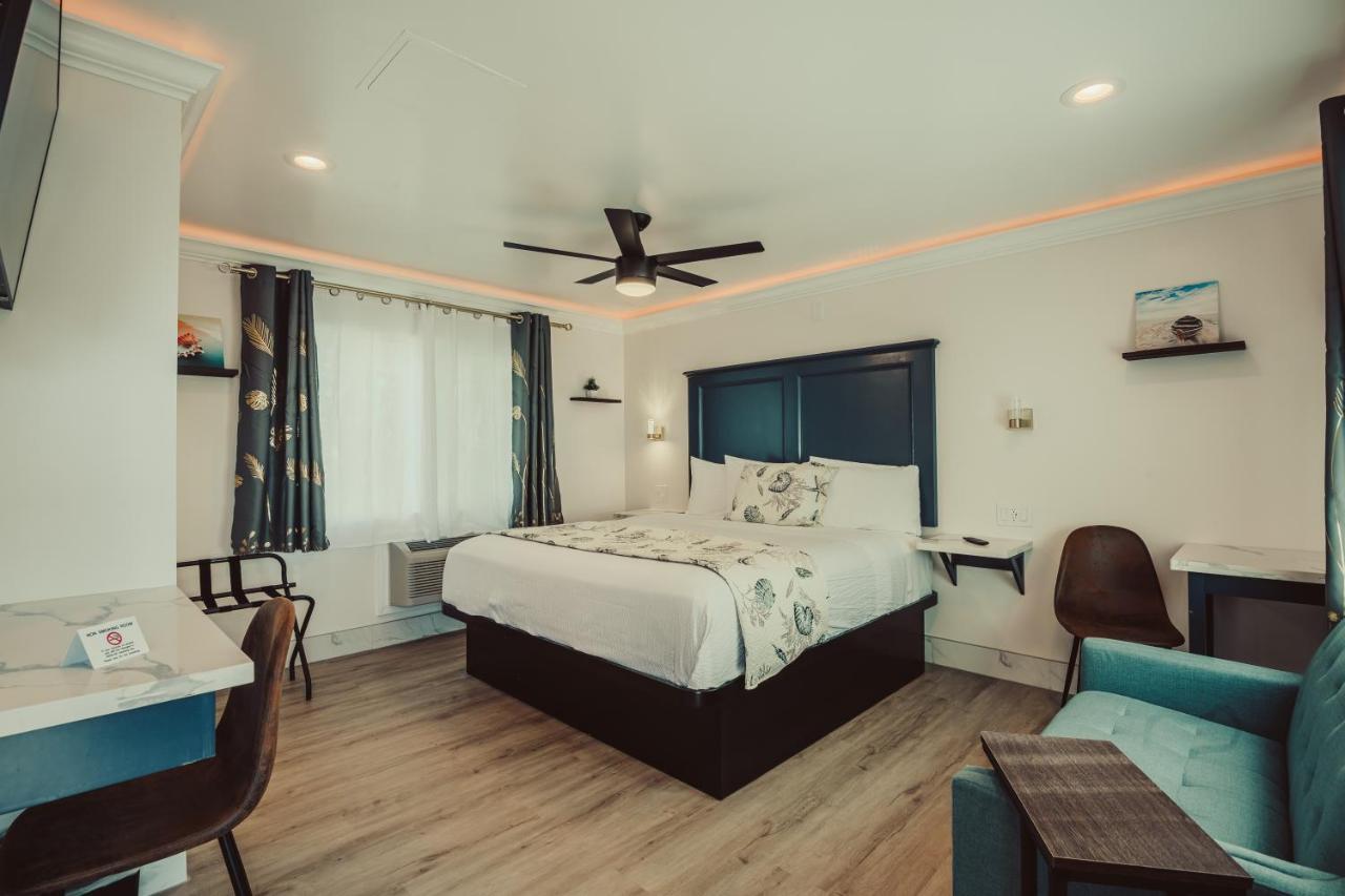Blufftop Inn & Suites - Wharf/Restaurant District خليج مورو المظهر الخارجي الصورة