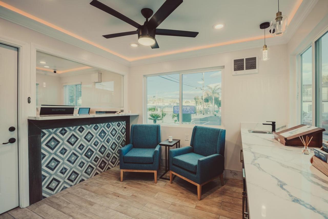Blufftop Inn & Suites - Wharf/Restaurant District خليج مورو المظهر الخارجي الصورة