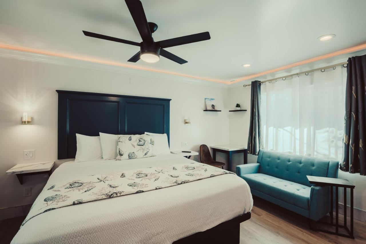 Blufftop Inn & Suites - Wharf/Restaurant District خليج مورو المظهر الخارجي الصورة